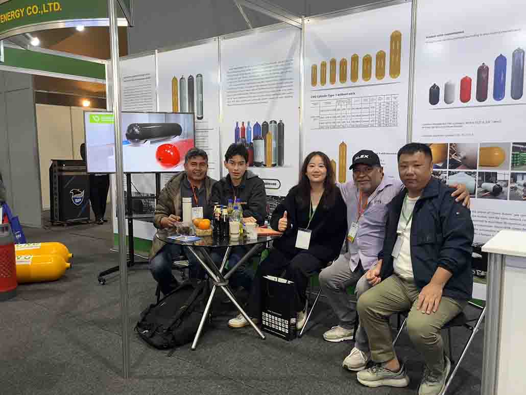 cng composite cylinder manufacturers